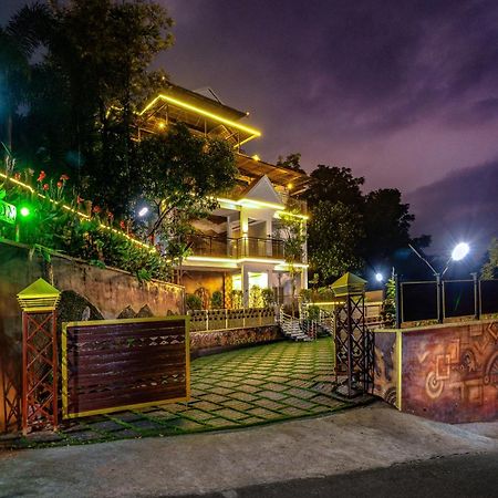 Star Emirates Luxury Resort And Spa, Munnar Anachal Exterior foto