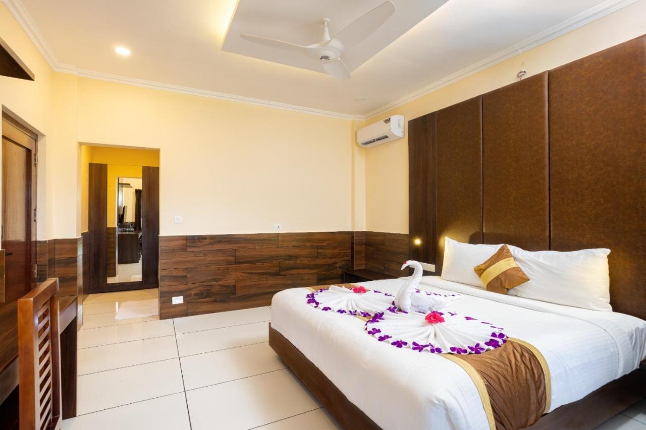Star Emirates Luxury Resort And Spa, Munnar Anachal Exterior foto