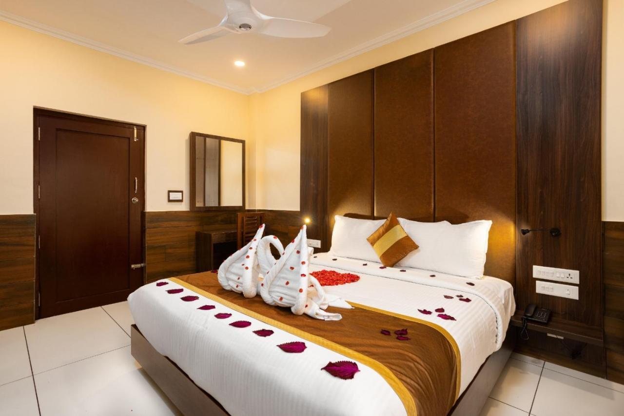Star Emirates Luxury Resort And Spa, Munnar Anachal Exterior foto