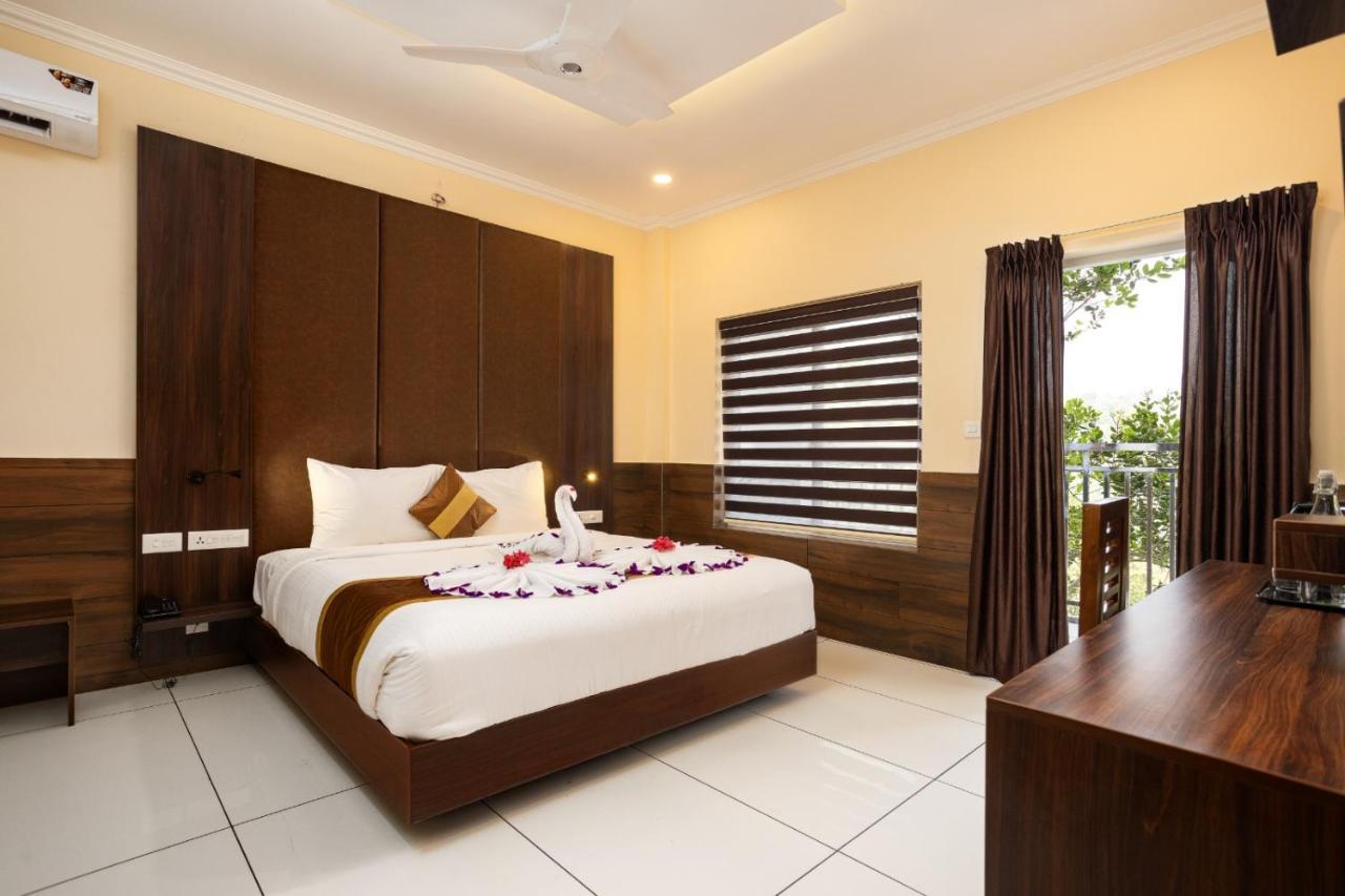 Star Emirates Luxury Resort And Spa, Munnar Anachal Exterior foto