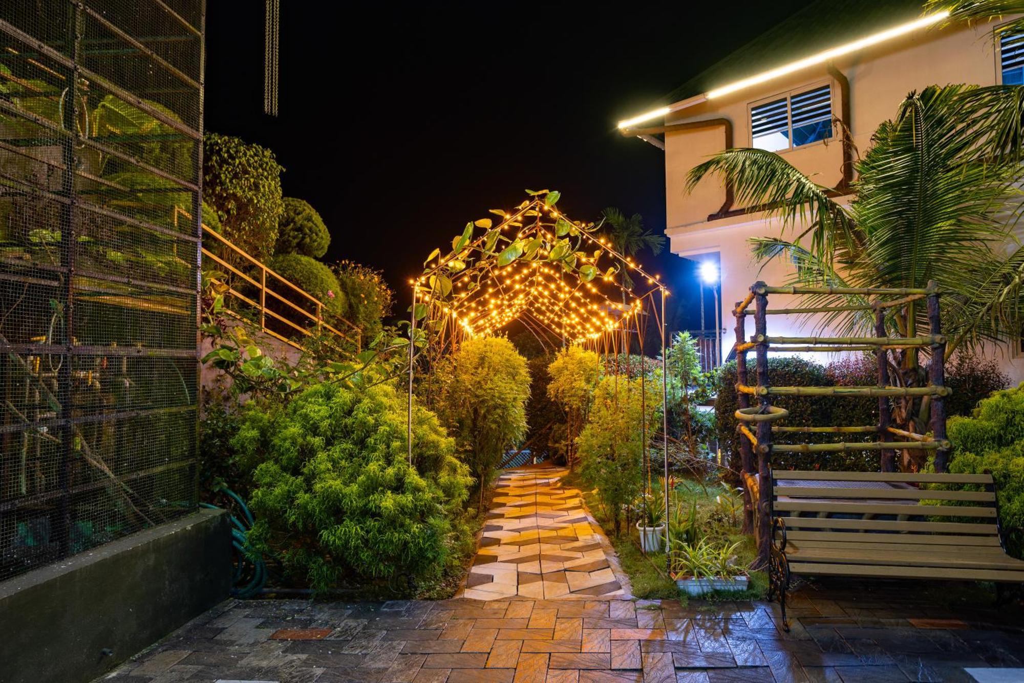 Star Emirates Luxury Resort And Spa, Munnar Anachal Exterior foto