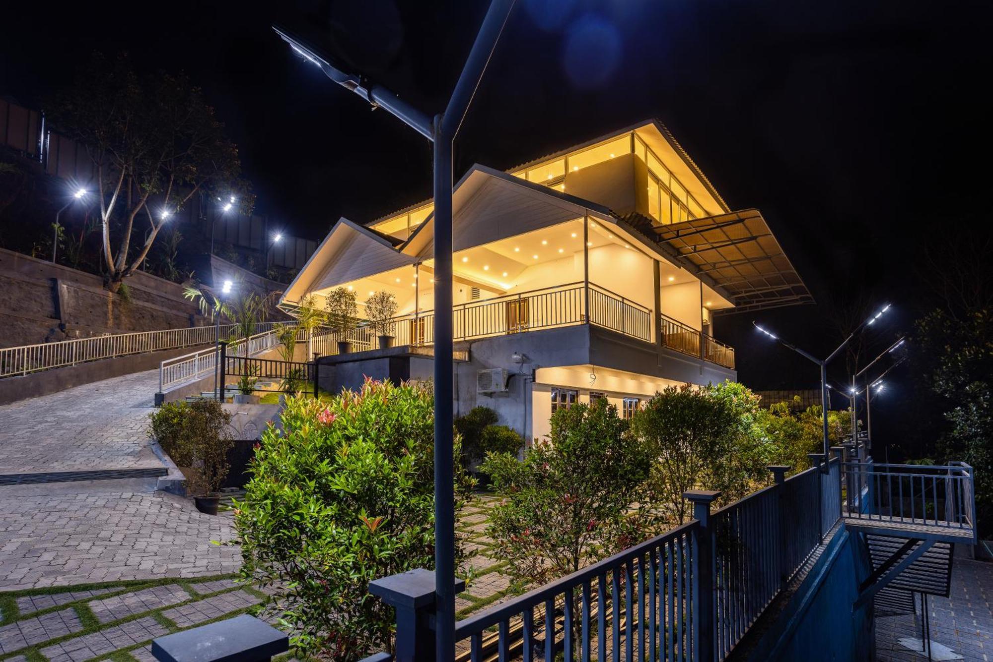 Star Emirates Luxury Resort And Spa, Munnar Anachal Exterior foto