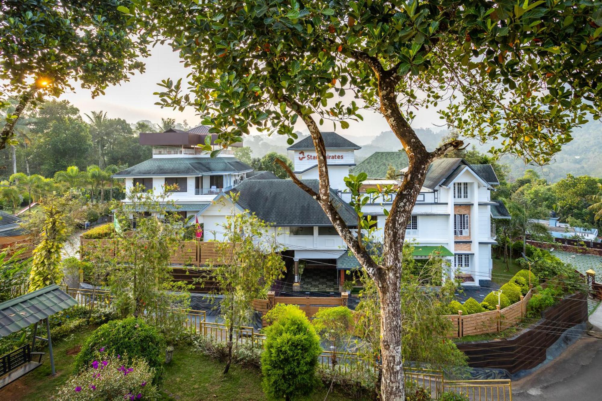 Star Emirates Luxury Resort And Spa, Munnar Anachal Exterior foto