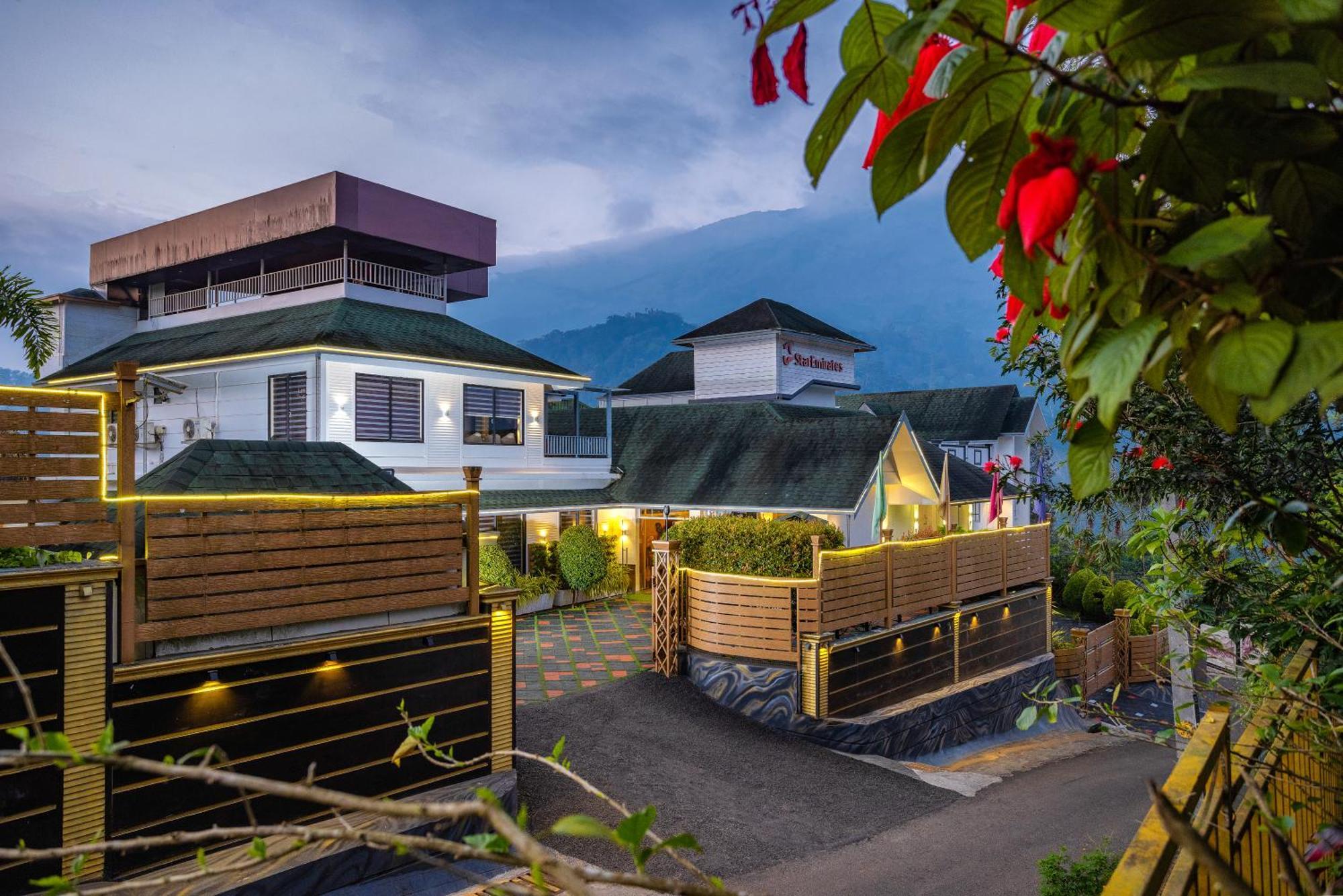 Star Emirates Luxury Resort And Spa, Munnar Anachal Exterior foto